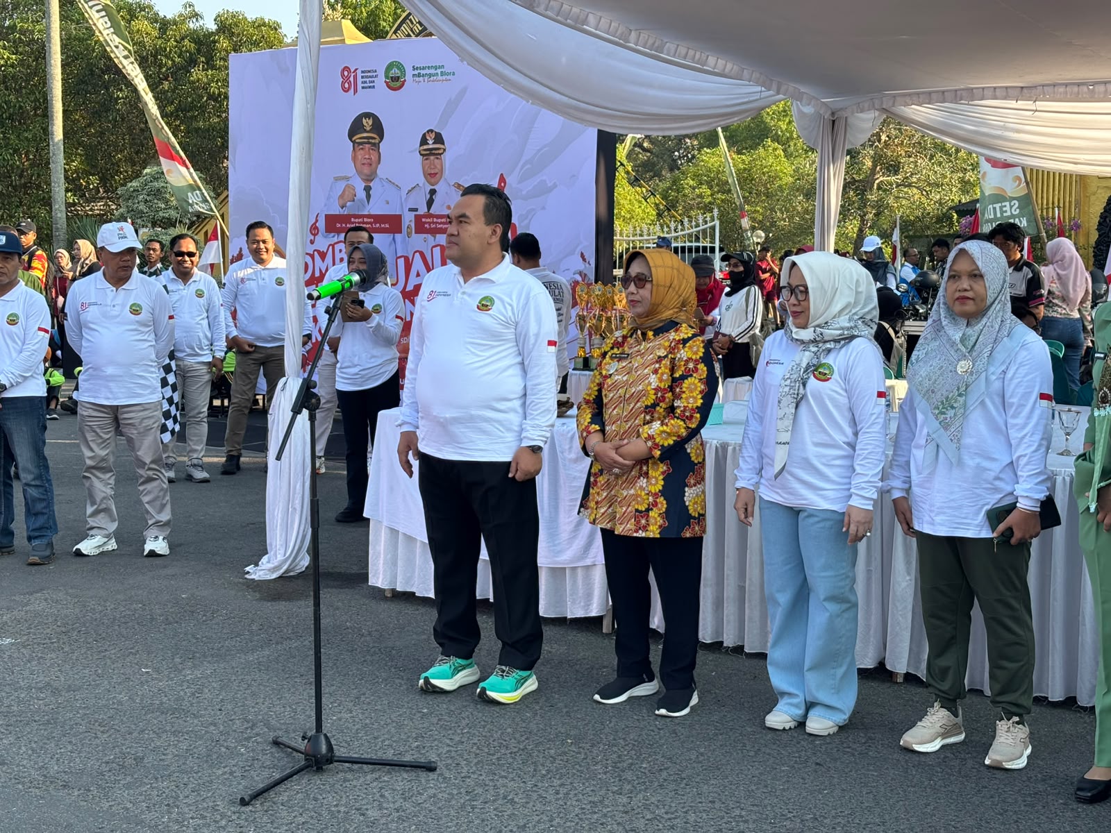 147 Regu Adu Cepat di Blora, Panas dan Tanjakan Tak Halangi Lomba Gerak Jalan